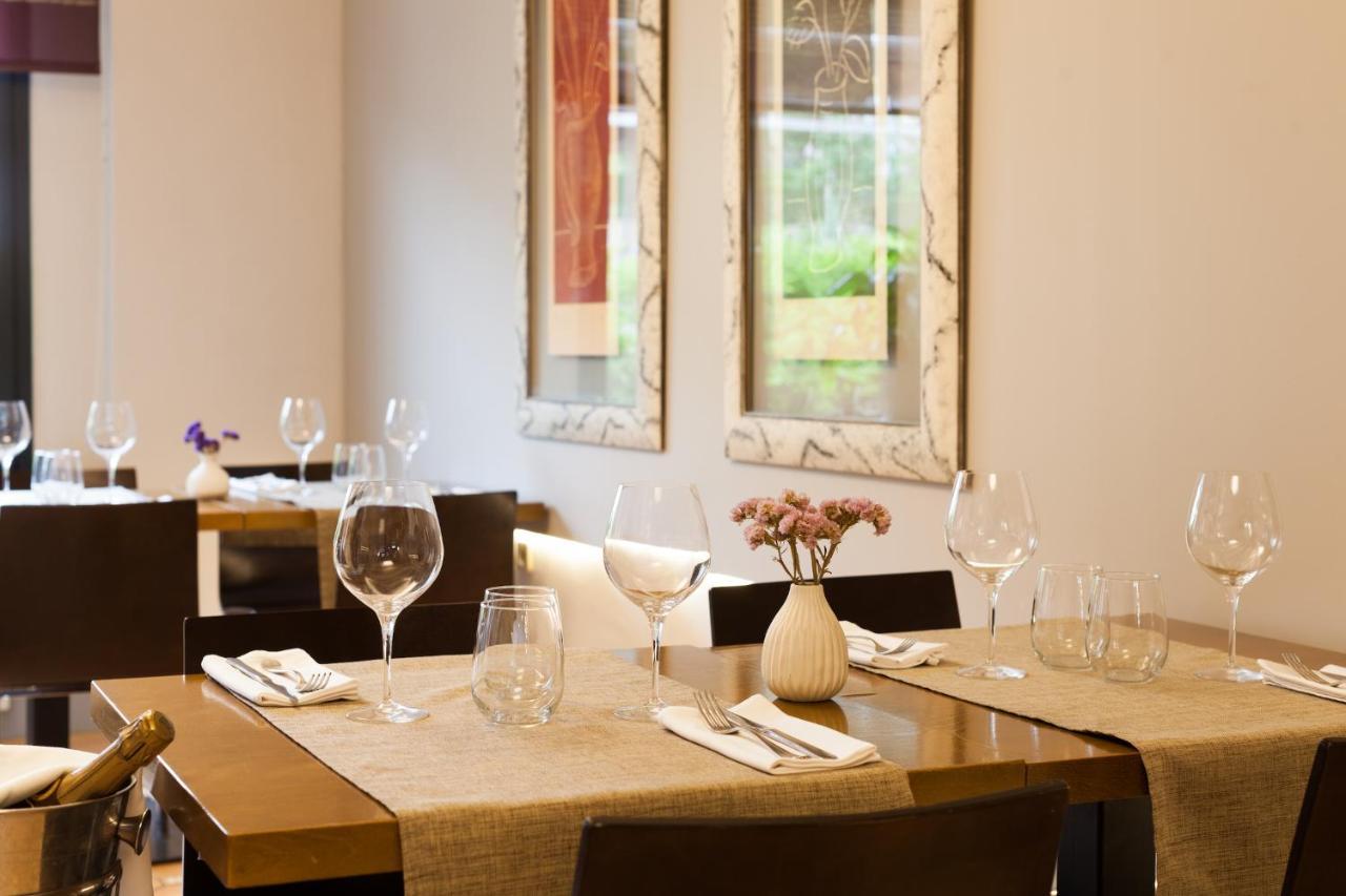 Hostal Restaurant Roma Cubells Εξωτερικό φωτογραφία